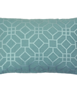 marokkaans borduur aqua kussen blauw hinck amsterdam woonaccessoires met bijzondere texturen met oog voor detail van een hoge kwaliteit