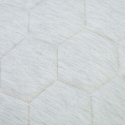 jersey hexagon puff ivory detail kussen naturel grijs taupe hinck amsterdam jersey 50x50cm woonaccessoires met bijzondere texturen met oog voor detail, handgemaakt en of handgeweven